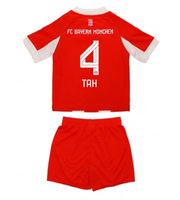 Bayern Munich Jonathan Tah #4 Replik Heimtrikot Kinder 2025-26 Kurzarm (+ Kurze Hosen)
